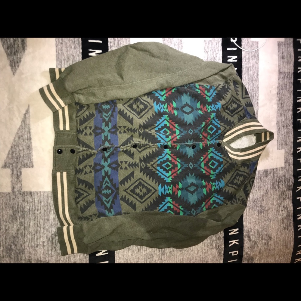 Polo sweater